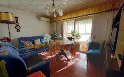 Living room of Flat for sale in Elda  with Air Conditioner and Balcony