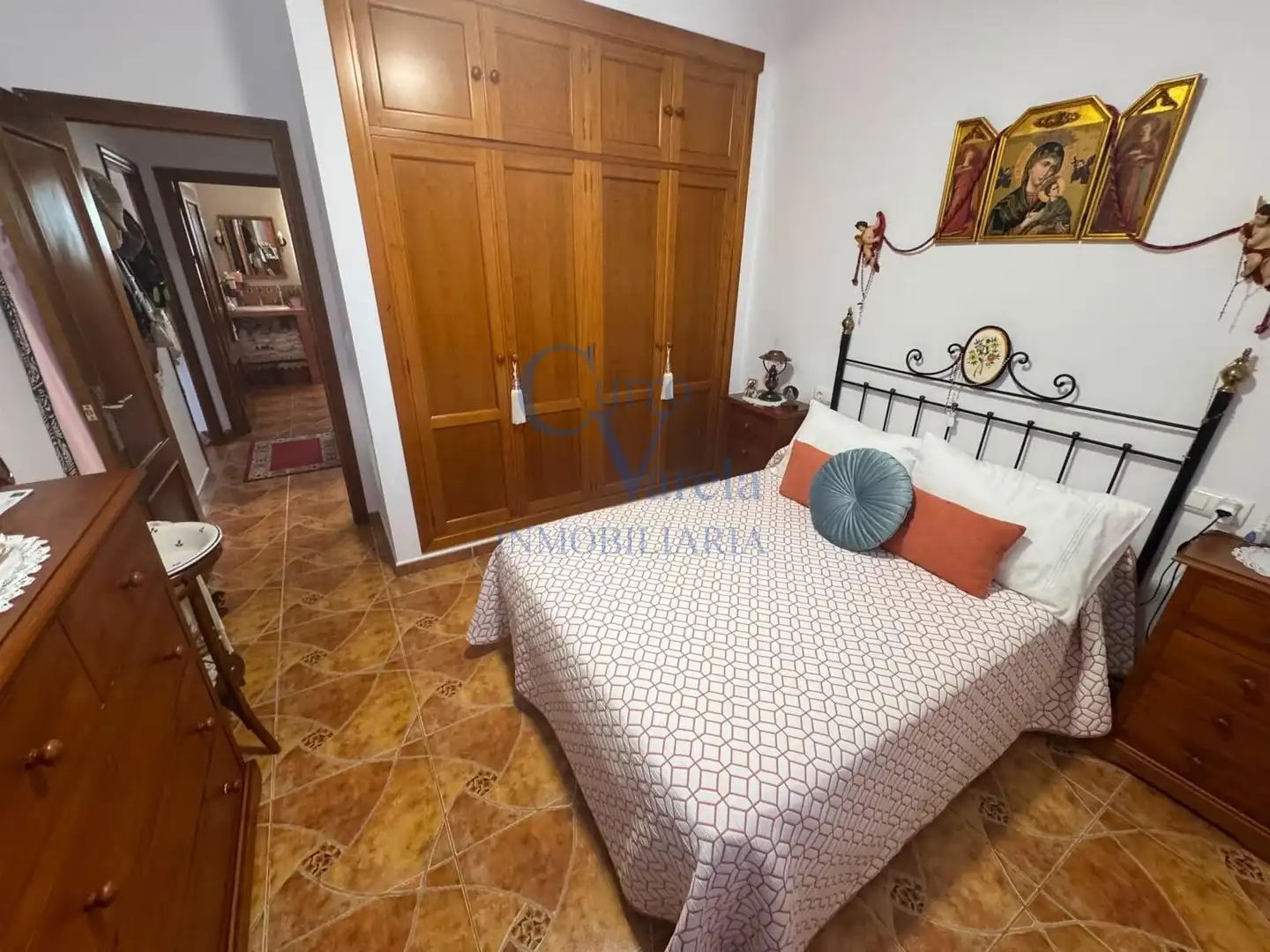 Dormitori de Finca rústica en venda en Dos Hermanas amb Aire condicionat, Calefacció i Jardí privat