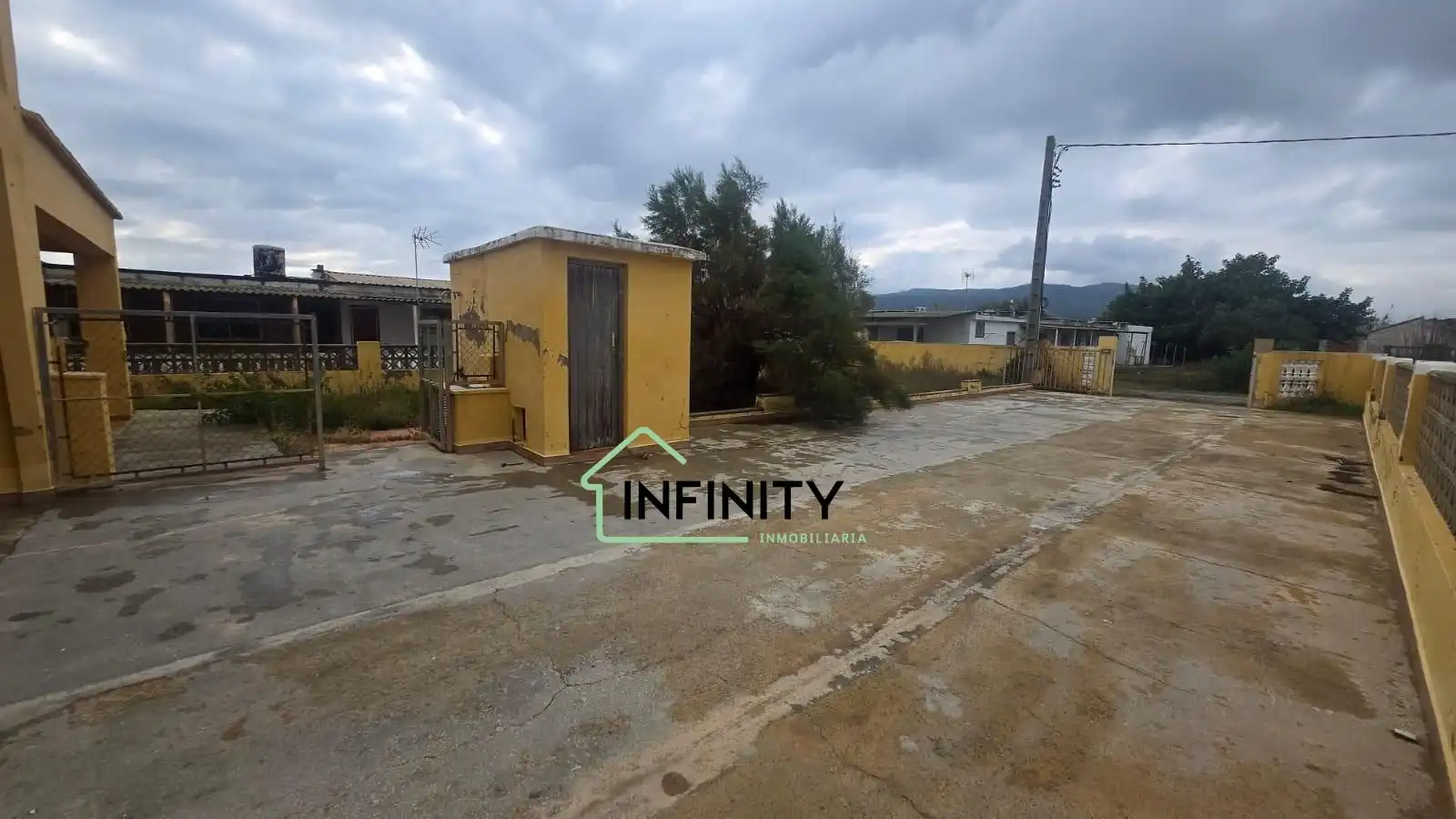 Houses for sale in Tavernes de la Valldigna  with Balcony