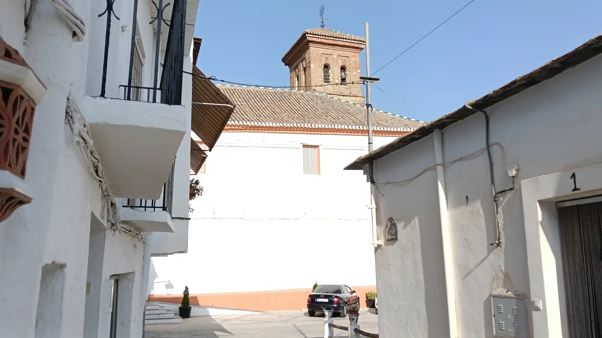Vista exterior de Casa adosada en venda en Nevada amb Calefacció, Terrassa i Moblat
