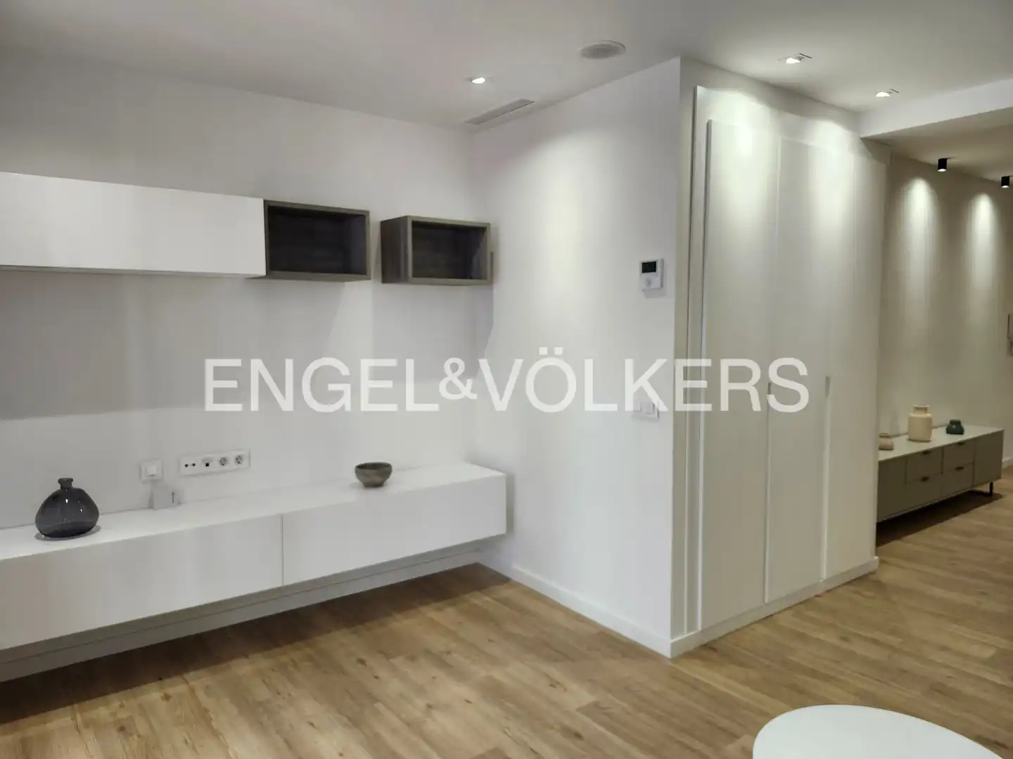 Piso de alquiler en Valencia con Aire acondicionado, Calefacción y Terraza