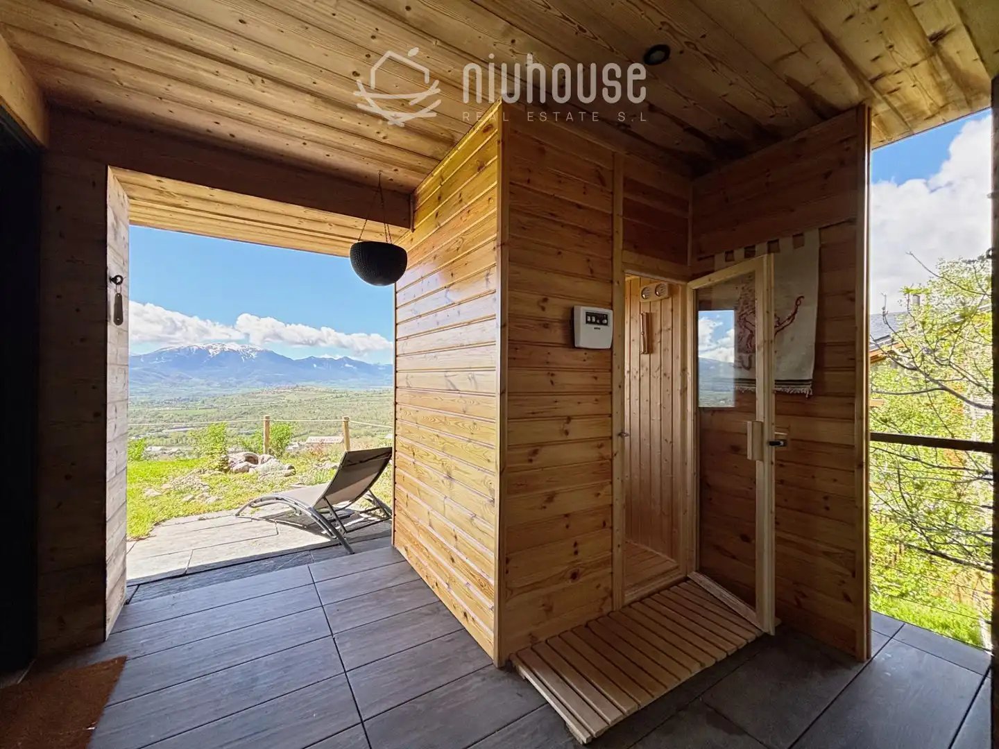 Terraza de Casa o chalet en venta en Enveitg