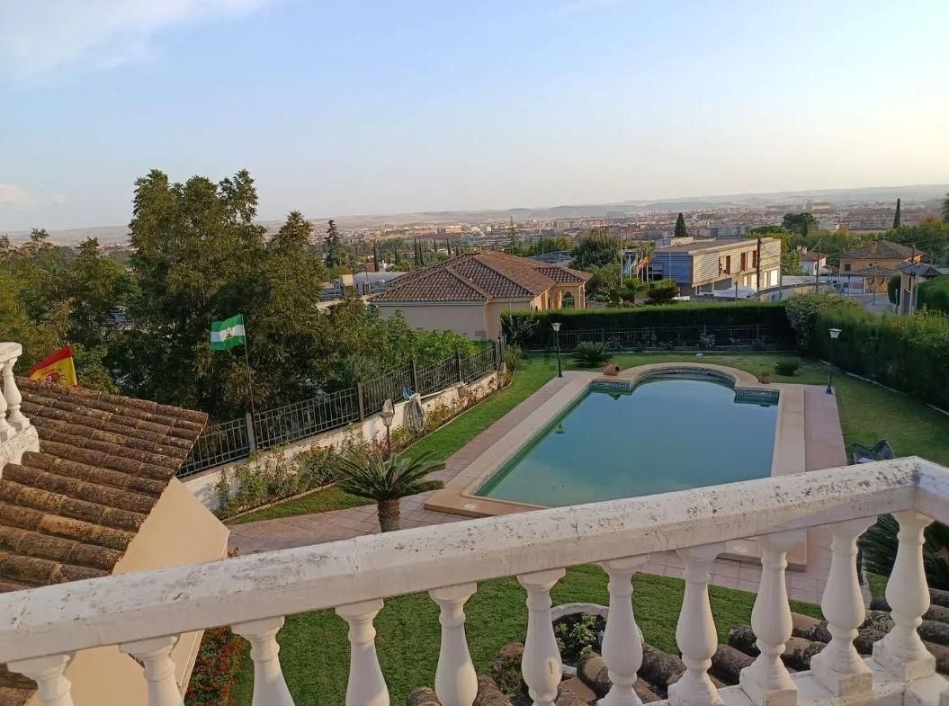 Swimming pool of House or chalet for sale in  Córdoba Capital  with Air Conditioner, Private garden and Terrace