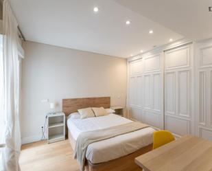 Bedroom of Apartment to share in  Madrid Capital  with Air Conditioner, Heating and Furnished