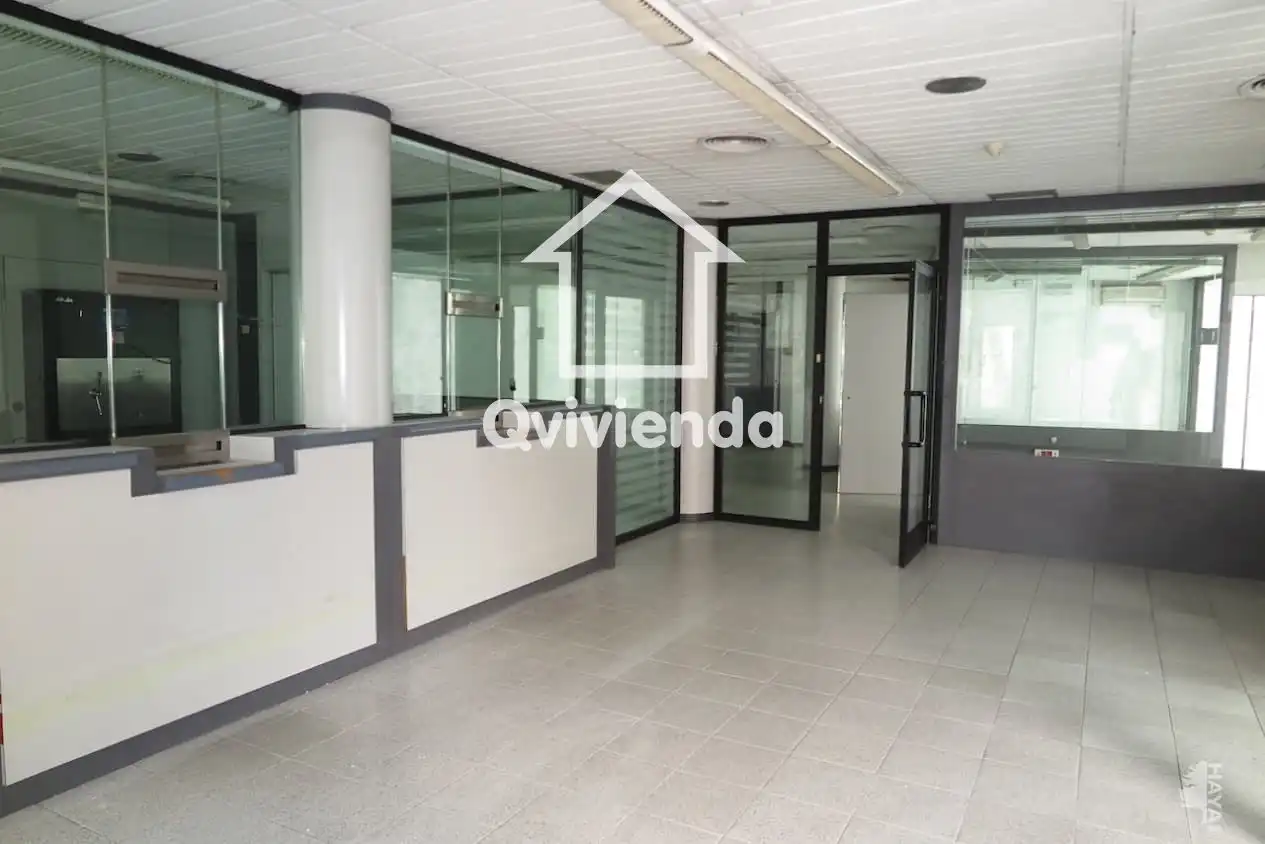 Local comercial en venda a Rafael Casanova, imagen 3
