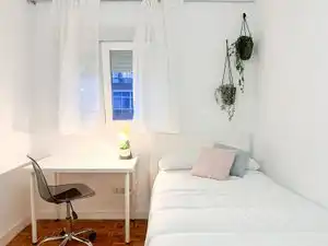 Habitación de Piso para compartir en Móstoles con Calefacción, Amueblado y Horno