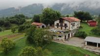 Vista exterior de Finca rústica en venda en Lezo amb Jardí privat, Terrassa i Traster