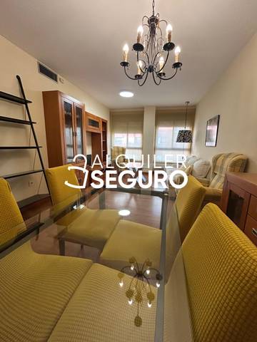 Piso en Alquiler en Fernando de los Ríos en Parque Lagos