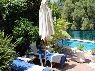 Adosado con piscina en venta en Milla de Oro