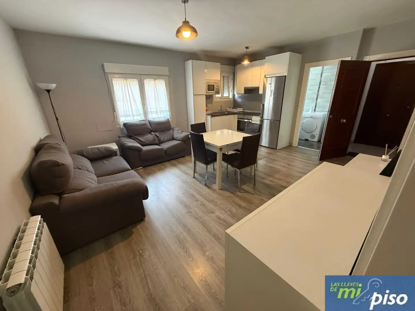 Sala de estar de Piso de alquiler en Valladolid con Calefacción, Parquet y Amueblado