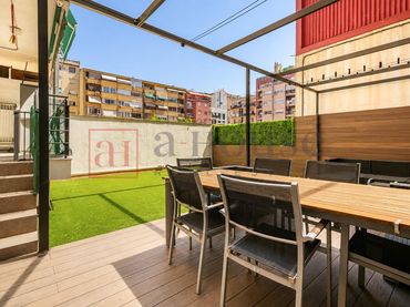 Wohnung mit Balkon zum Verkauf in Carrer del Comte Borrell