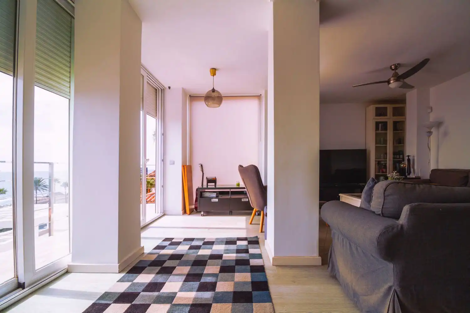 Sala de estar de Casa o chalet en venta en Mijas con Aire acondicionado, Calefacción y Jardín privado