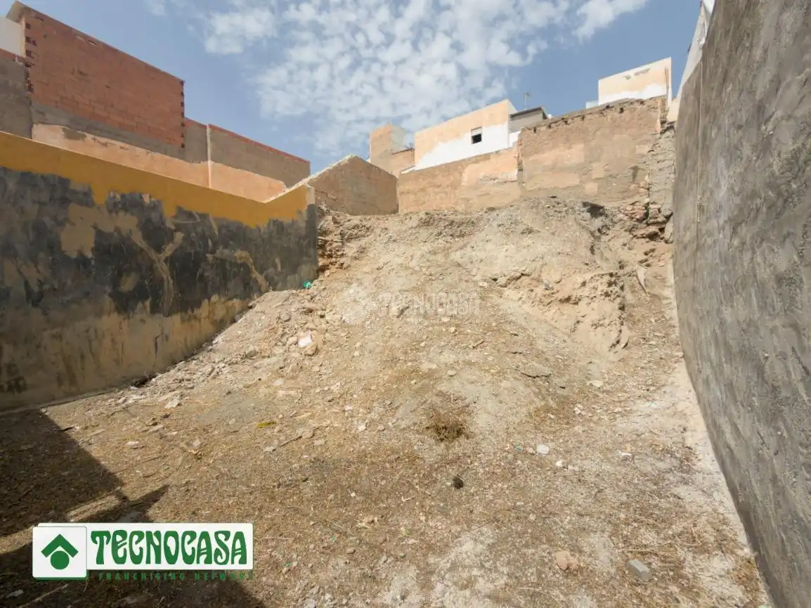 Terreny residencial en venda a Adra, imagen 5