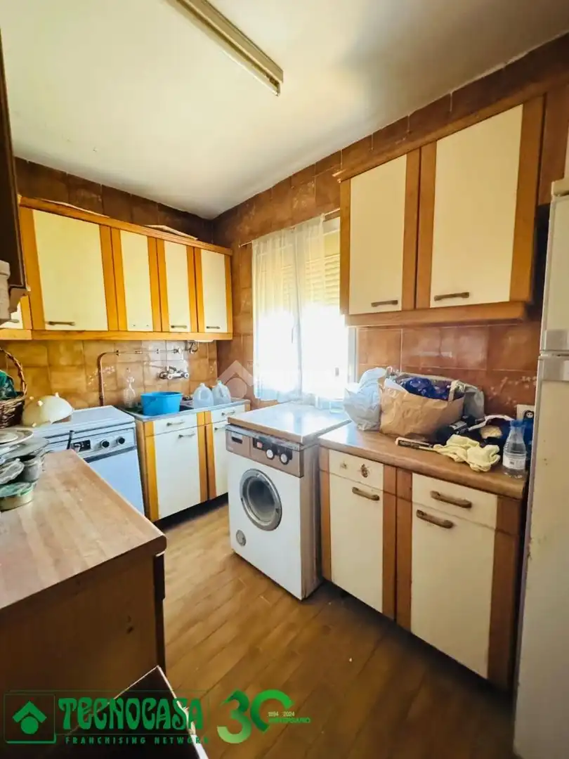 Kitchen of Flat for sale in Toledo  with Balcony