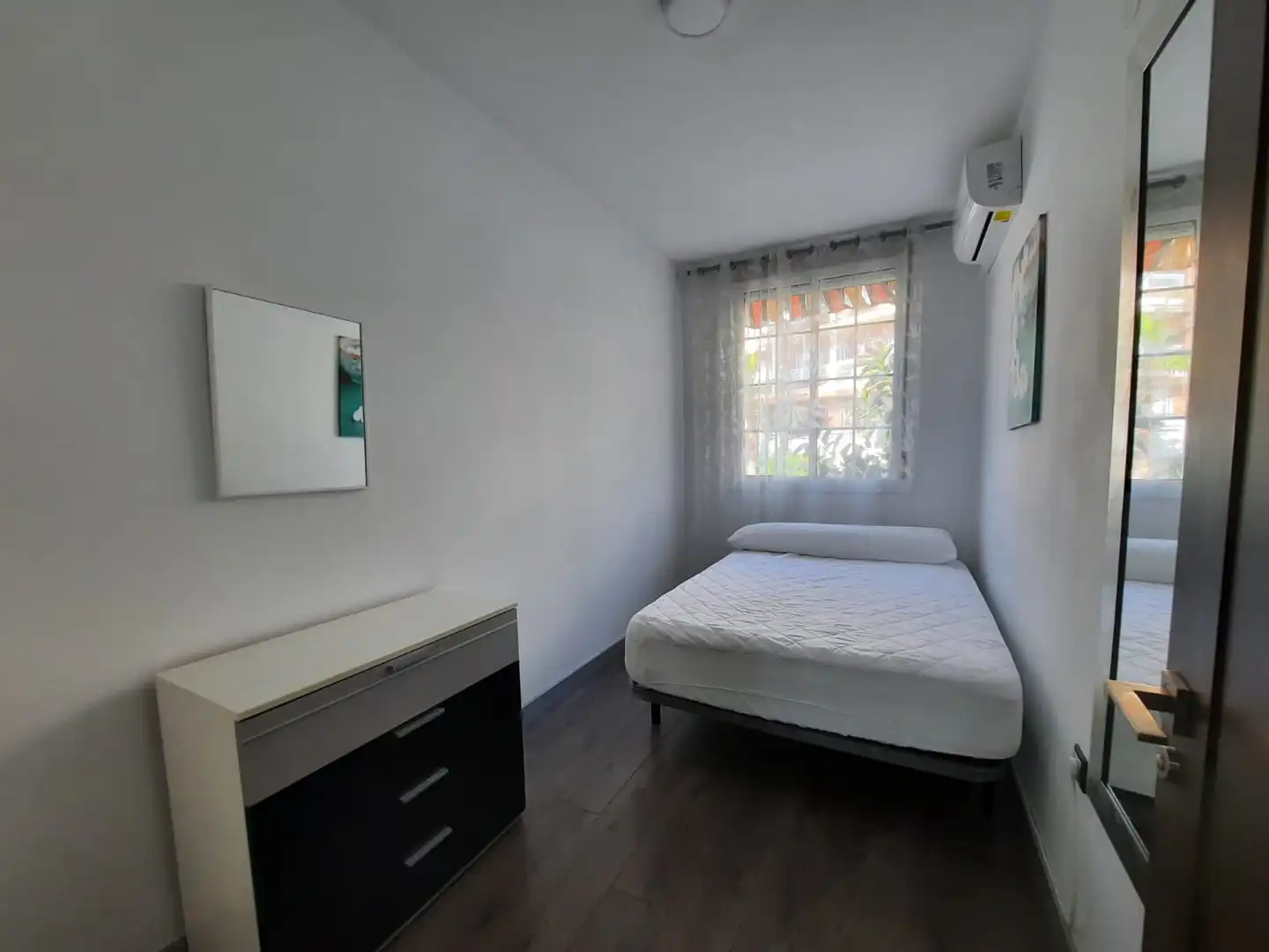 Bedroom of Attic for sale in Torremolinos  with Air Conditioner, Terrace and Furnished