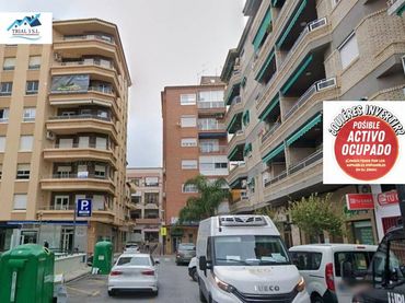 Local comercial en venda a Calle de la Carrera