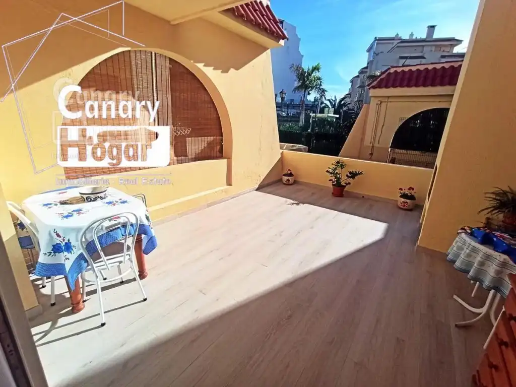 Terraza de Apartamento en venta en Adeje con Calefacción y Piscina comunitaria