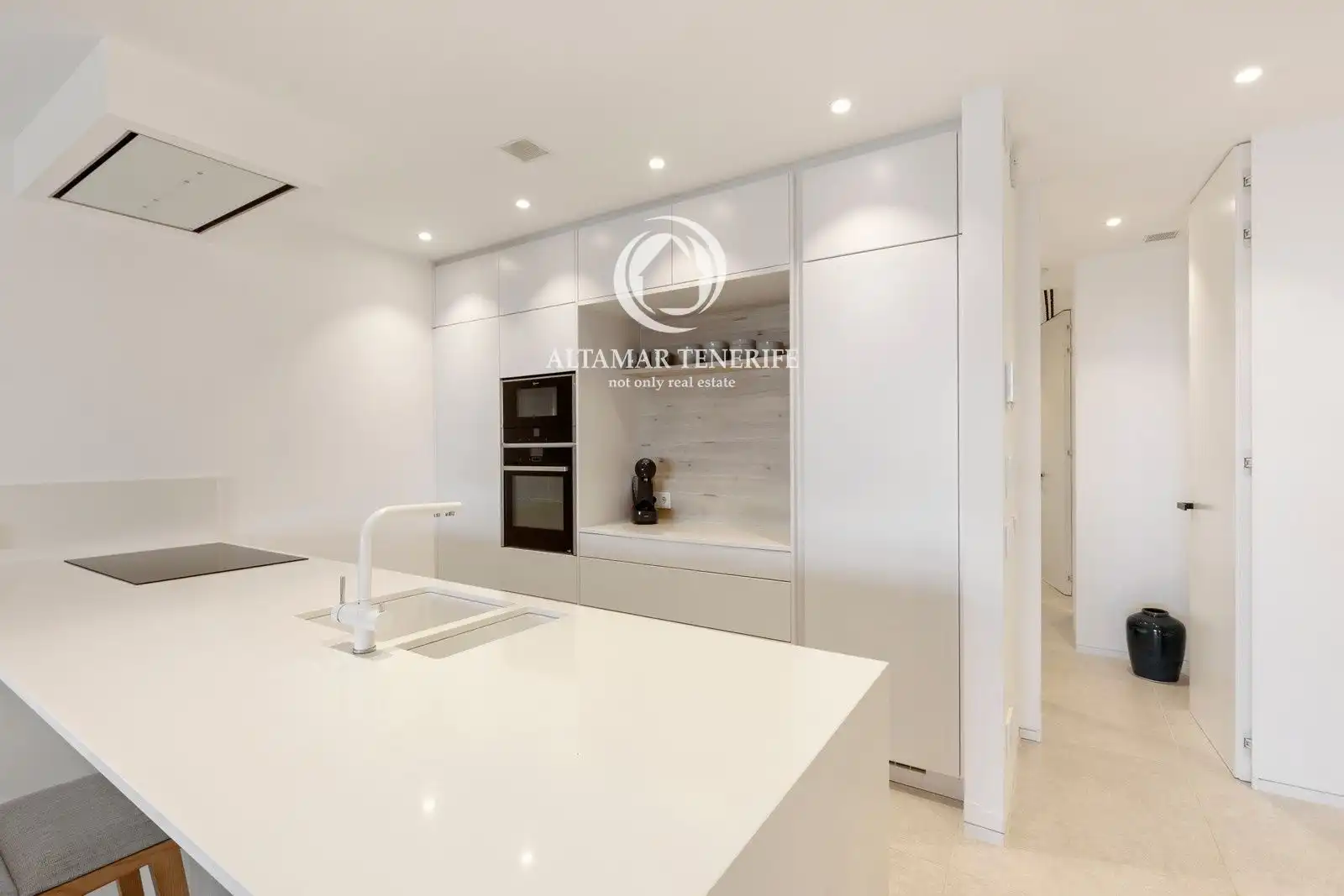 Apartments for sale in Avenida de Palm Mar, Palm - Mar
