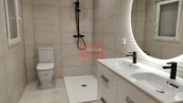 Bathroom of Apartment for sale in Ourense Capital   with Terrace and Balcony