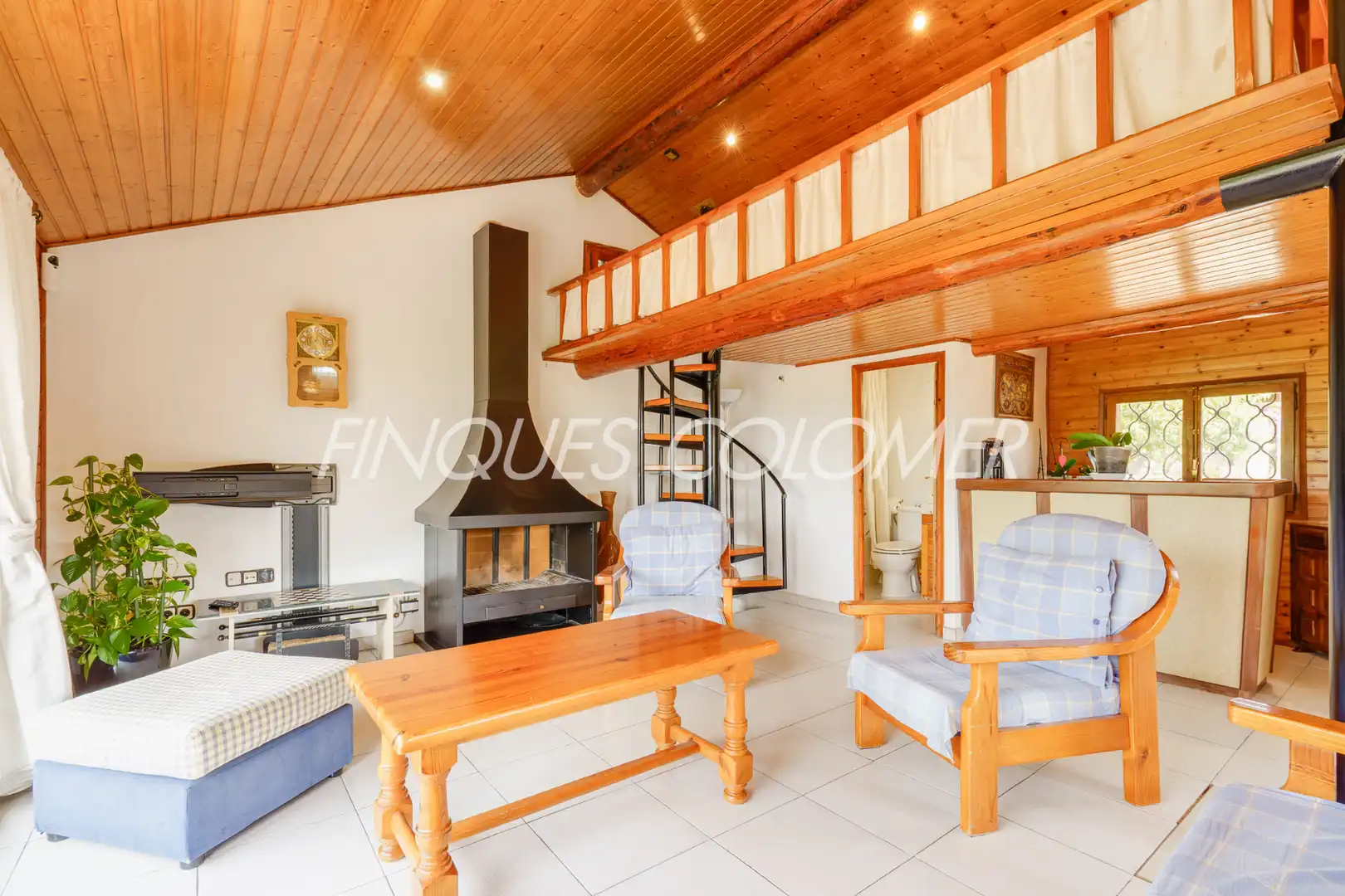 Living room of Houses for sale in Rubí  with Air Conditioner, Private garden and Parquet flooring