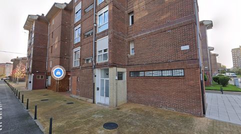 Foto 2 de Piso en venta en Avenida del Deporte, Alisal - San Román, Santander