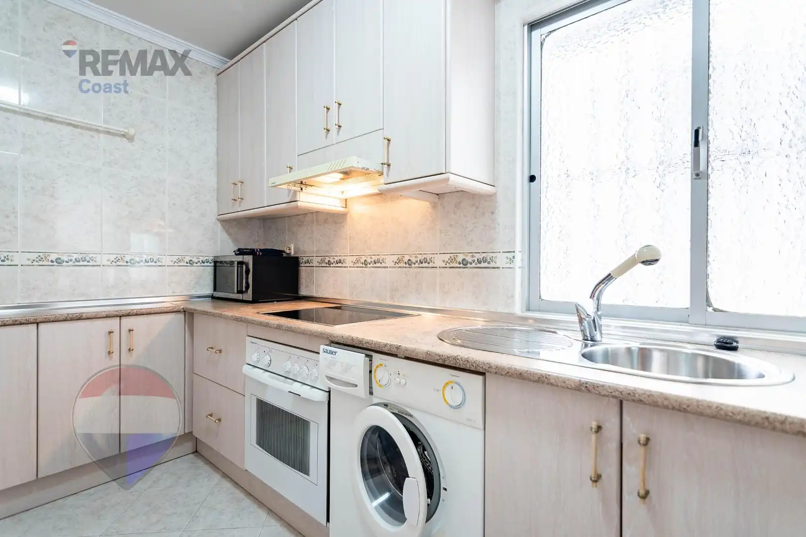 Kitchen of Flat for sale in Fuengirola  with Air Conditioner, Heating and Balcony