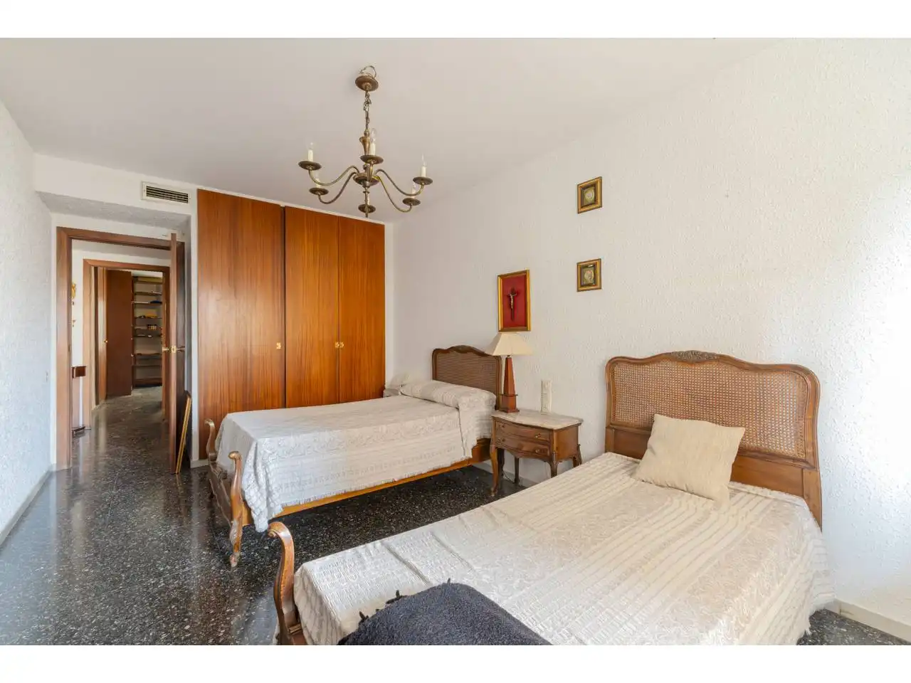 Habitación de Apartamento en venta en Valencia con Aire acondicionado, Calefacción y Balcón