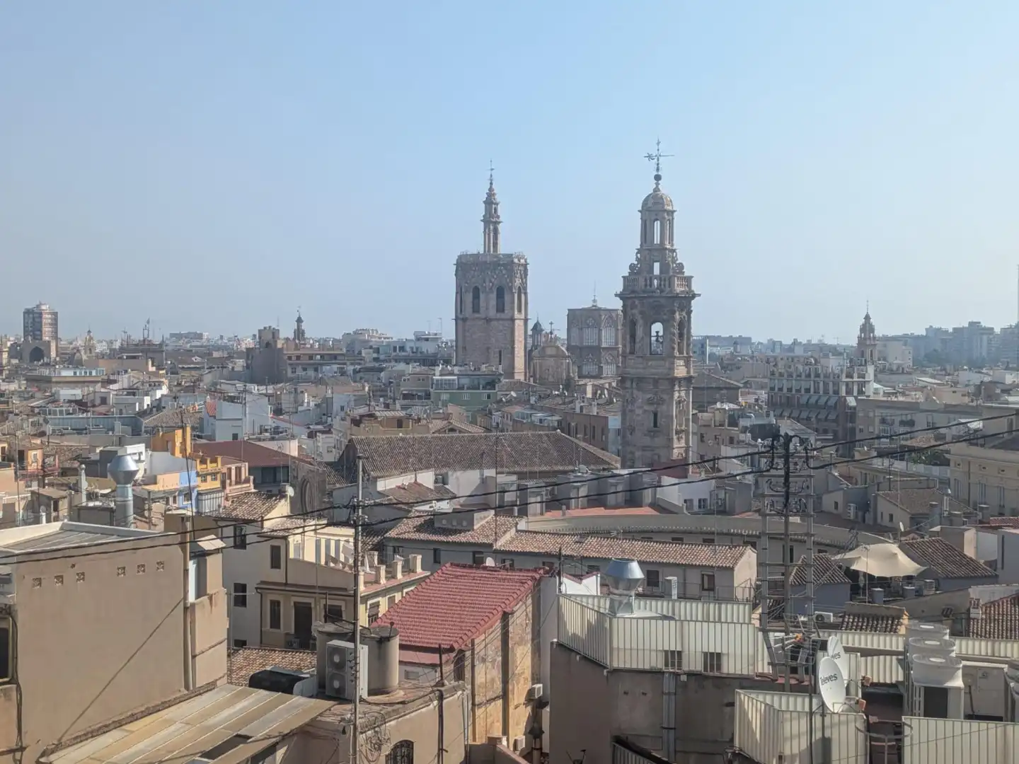 Außenansicht von Dachboden zur Miete in Valencia mit Klimaanlage, Heizung und Terrasse
