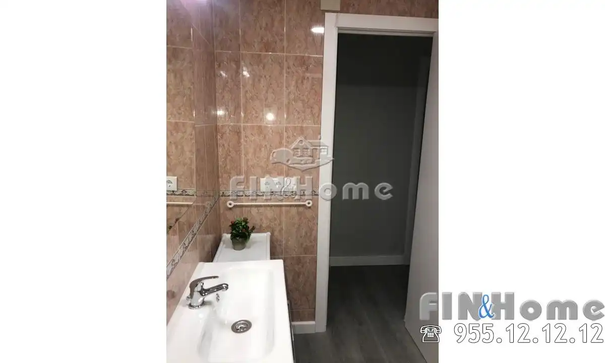 Badezimmer von Wohnung zur Miete in Sevilla mit Terrasse