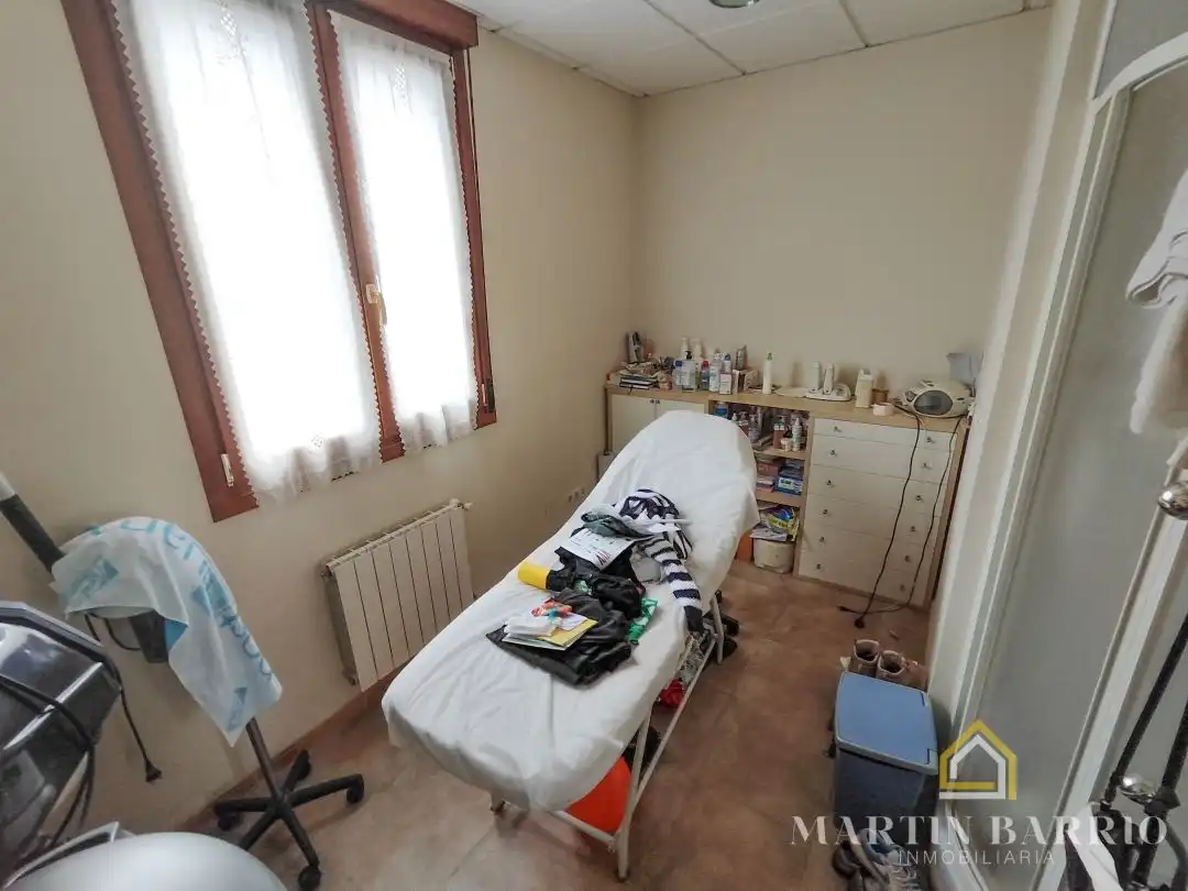 Habitación de Local de alquiler en Muskiz con Aire acondicionado