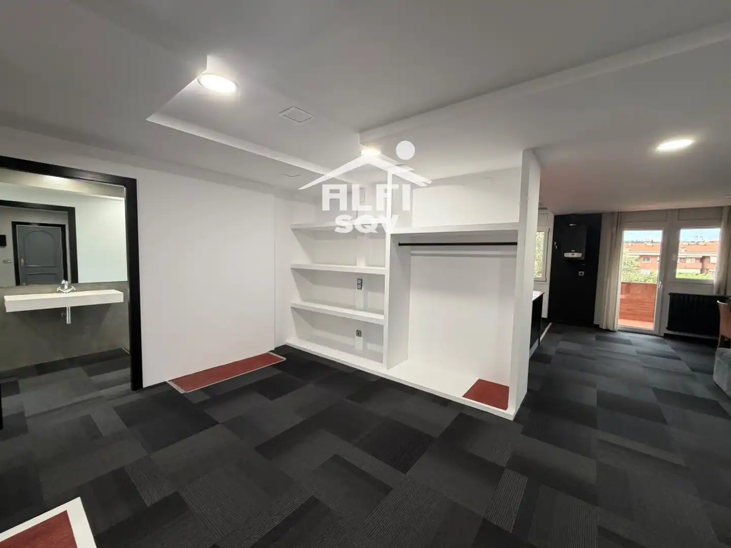 Flat with lift to rent in Montserrat Roig, imagen 12