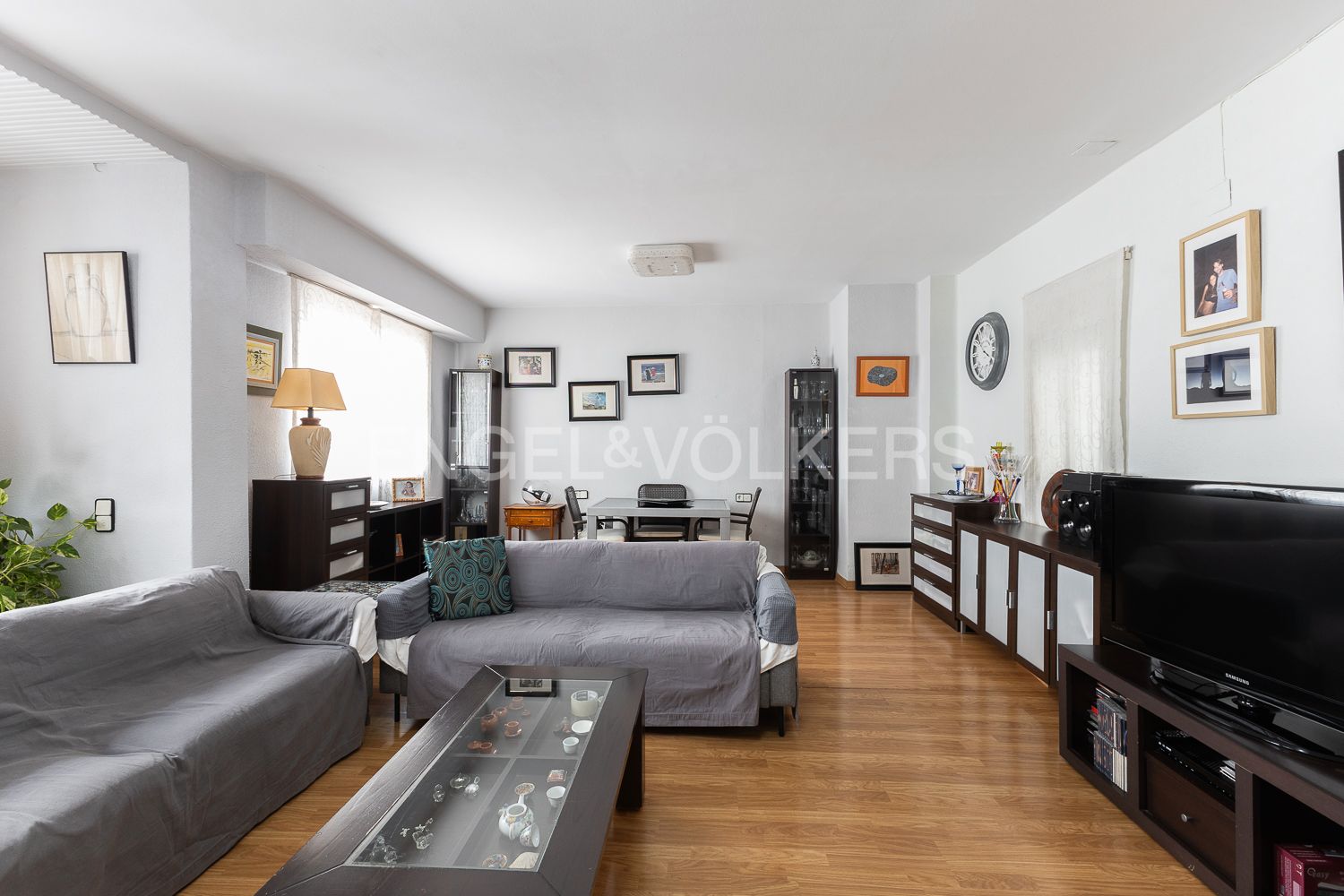 Living room of Apartment for sale in  Valencia Capital  with Air Conditioner, Heating and Parquet flooring
