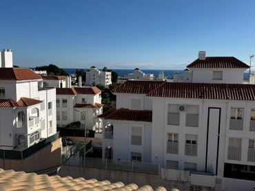 Attico con balcone in vendita a El Pinillo