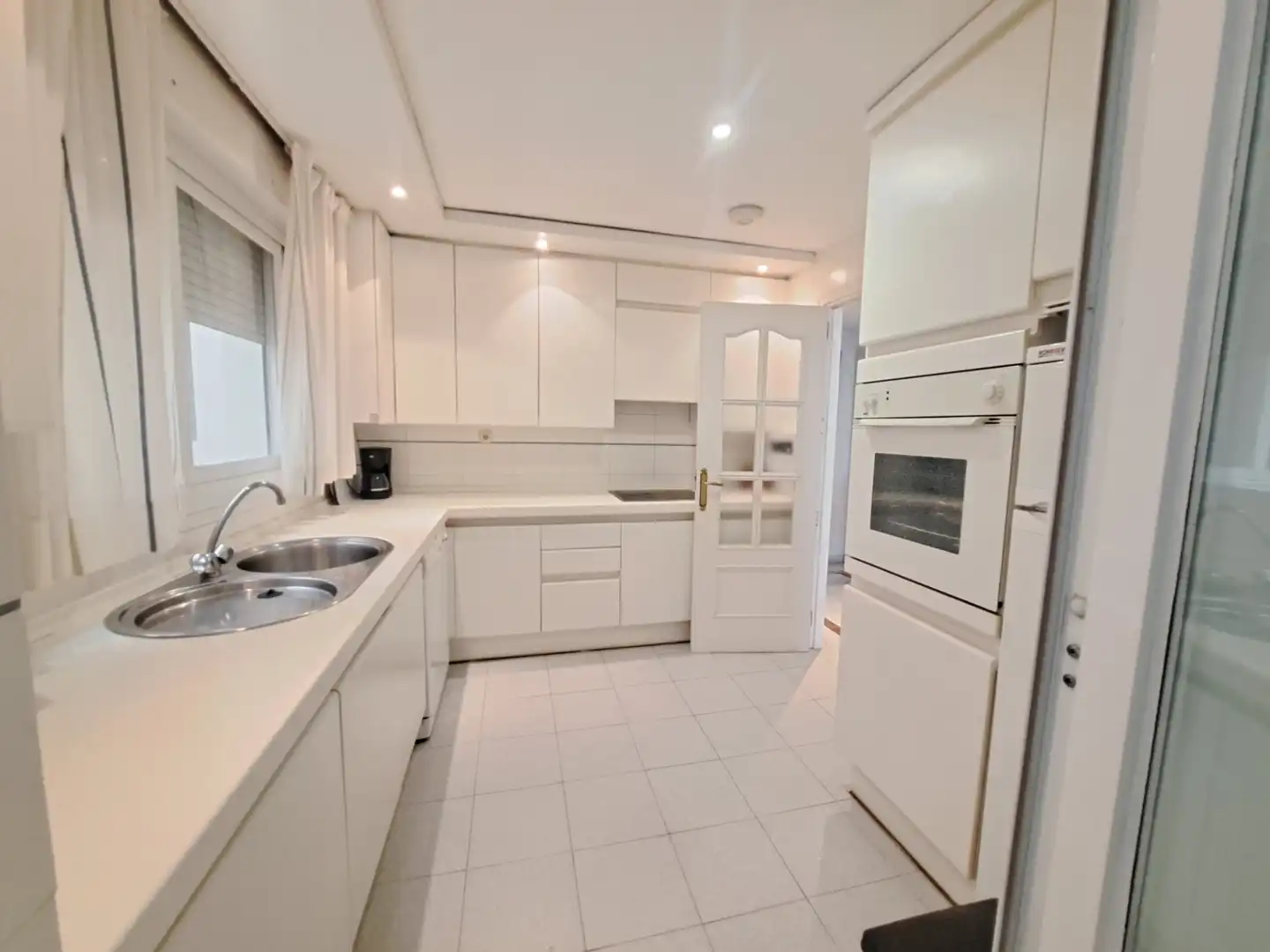 Küche von Wohnung zur Miete in Marbella mit Klimaanlage, Heizung und Terrasse