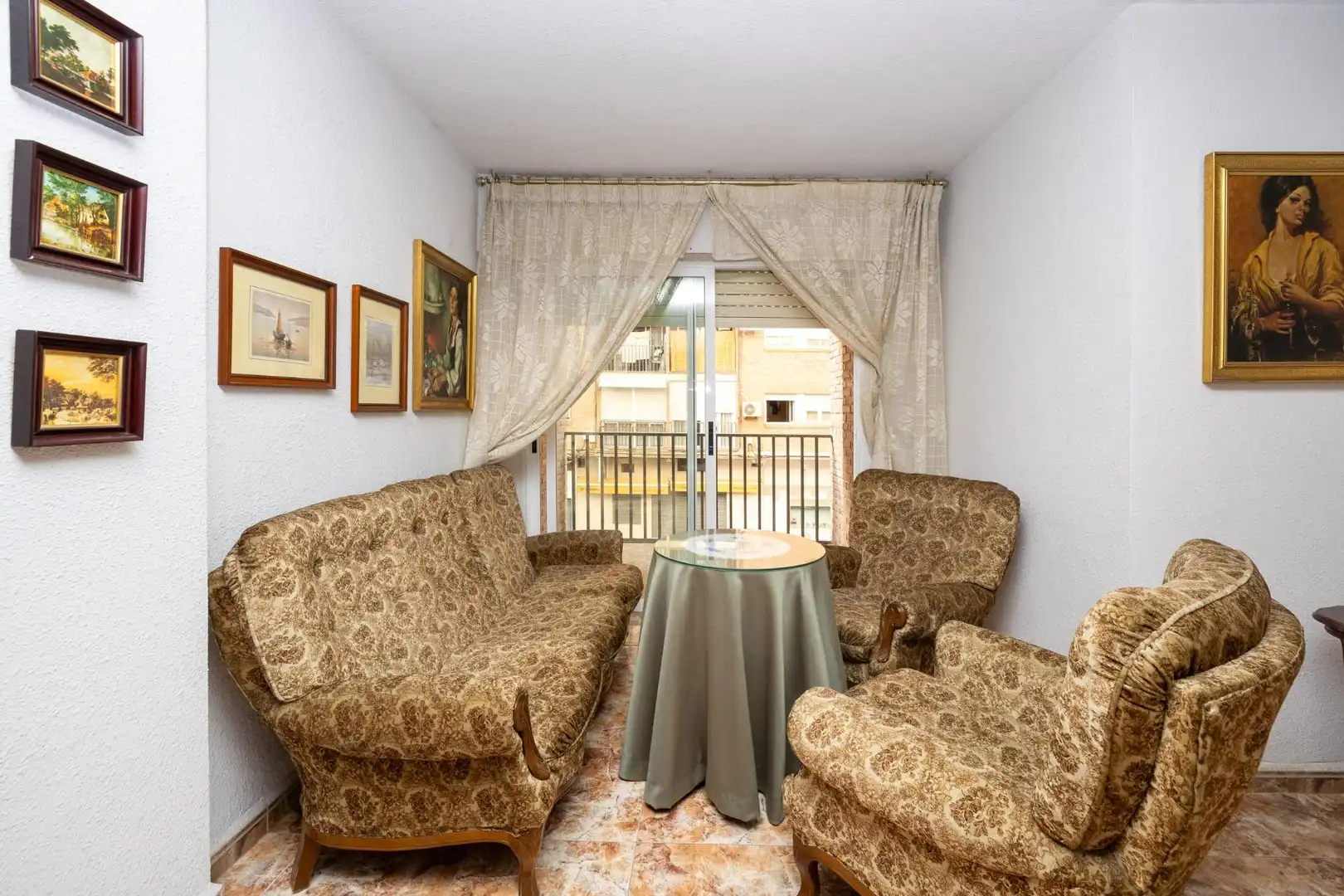 Sala de estar de Piso en venta en Granada con Balcón