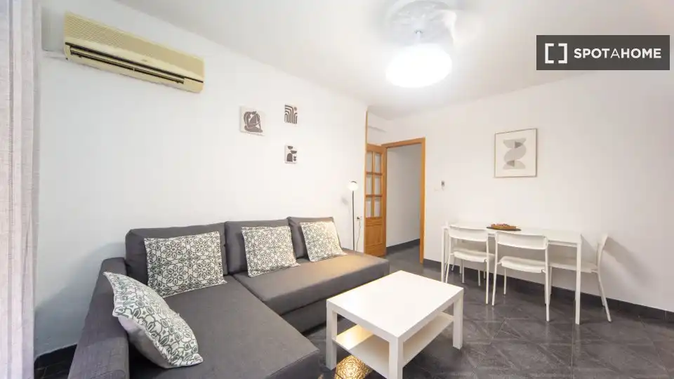 Room in Barrio de Zaidín