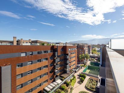 Exterior view of Attic for sale in  Granada Capital  with Heating, Private garden and Terrace