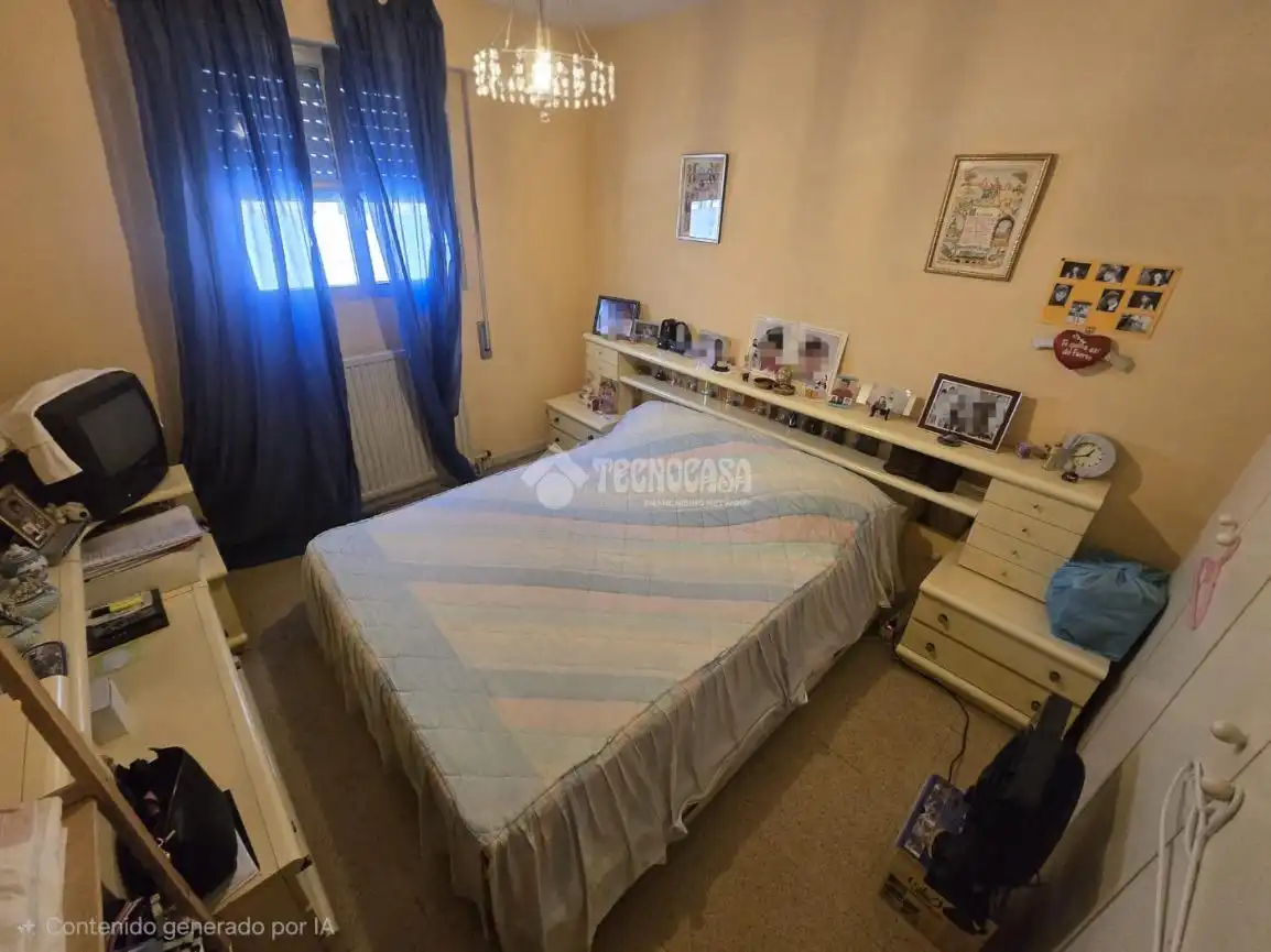 Bedroom of Flat for sale in Madrid  with Air Conditioner and Heating