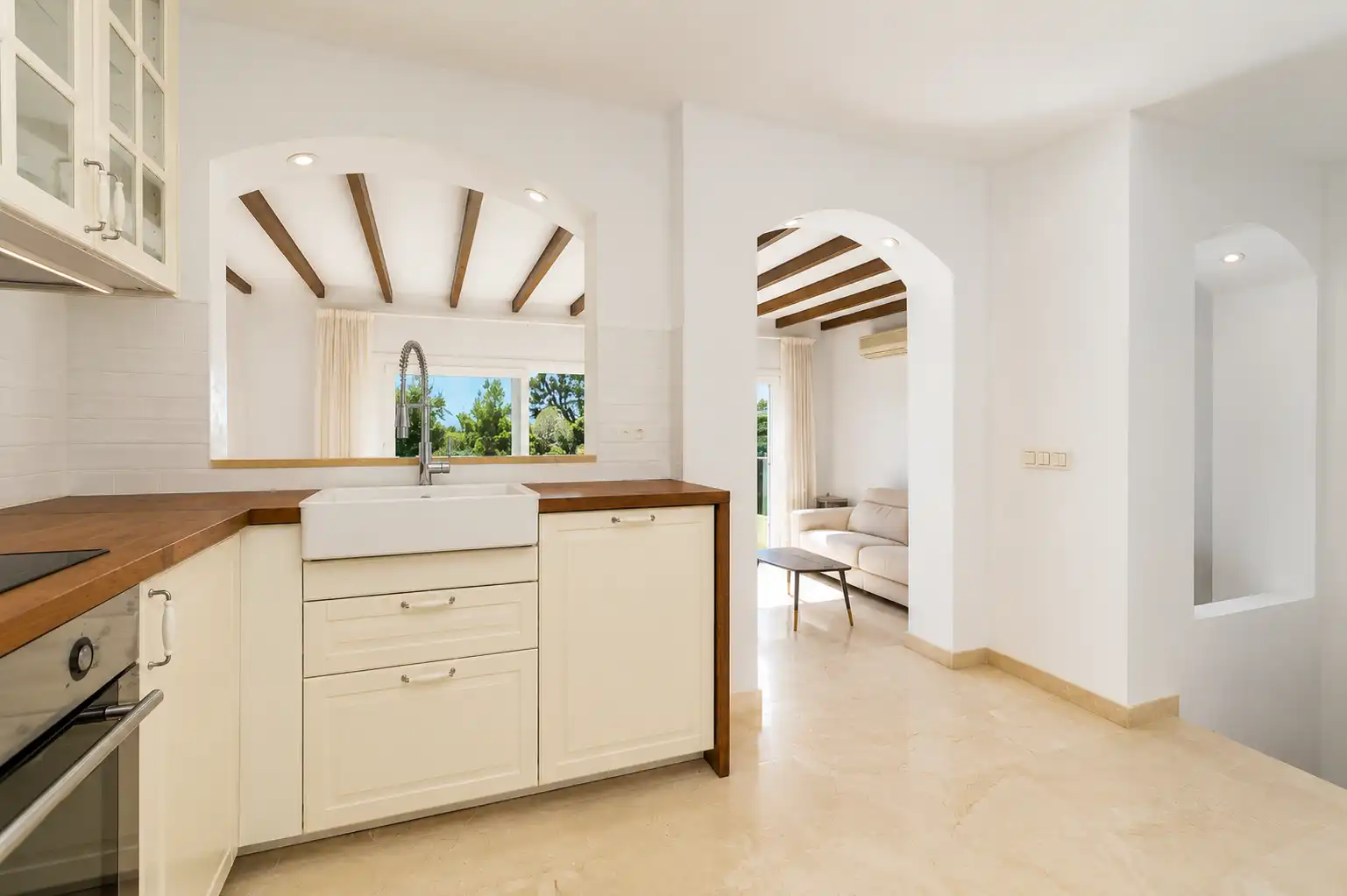Cocina de Casa adosada en venta en Mijas con Aire acondicionado, Calefacción y Jardín privado
