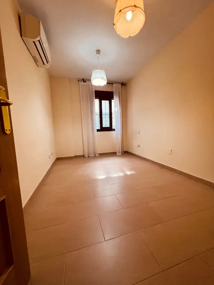 Habitación de Planta baja en venta en Valdeolmos-Alalpardo, Madrid