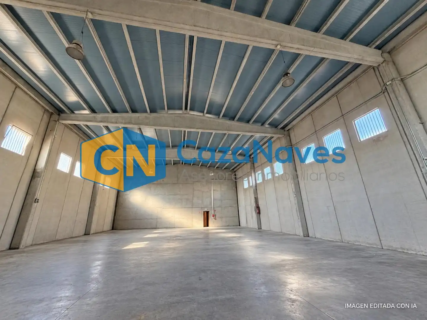 Nave industrial con ascensor en venta en La Fortuna, imagen 4