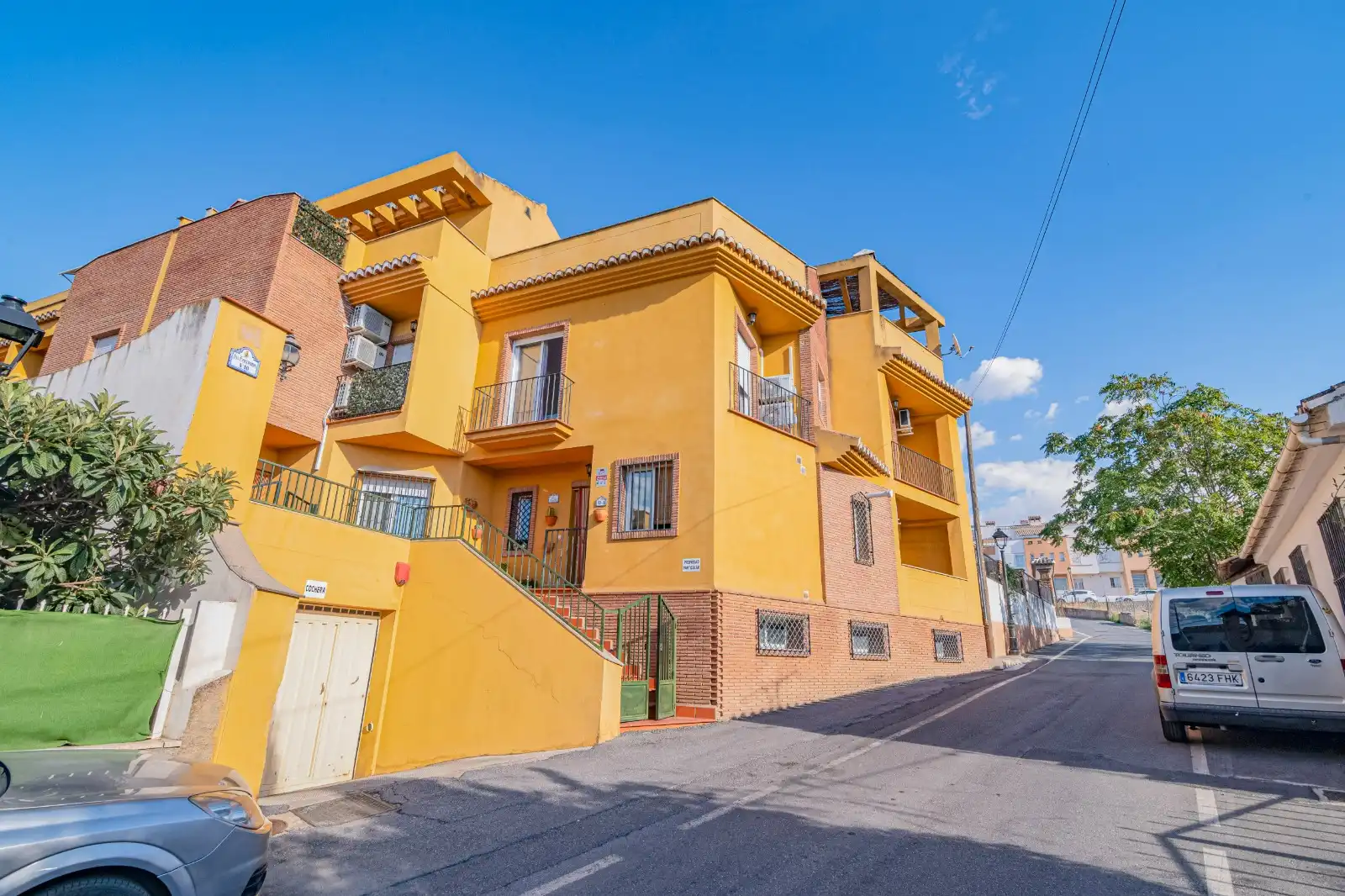 Vista exterior de Casa o chalet en venta en Cájar con Aire acondicionado, Terraza y Amueblado