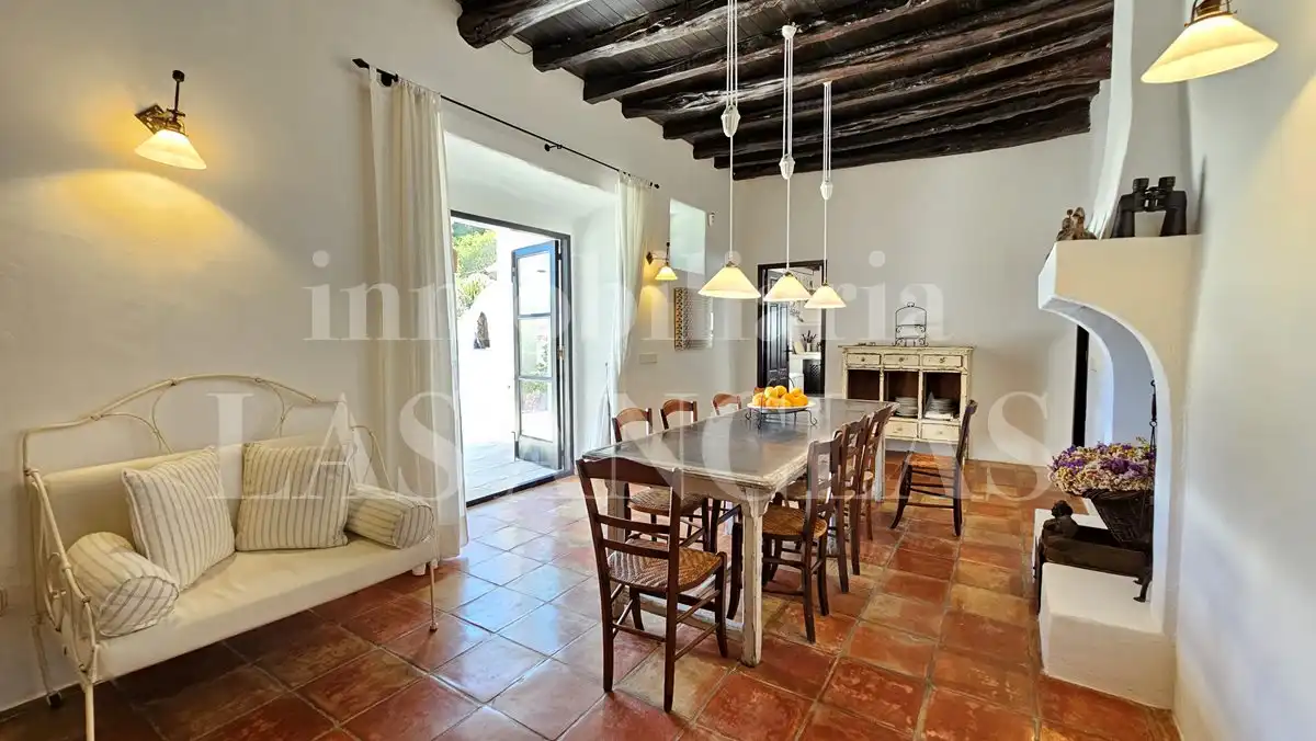Esszimmer von Country house zum Verkauf in Santa Eulària des Riu mit Klimaanlage, Heizung und Terrasse