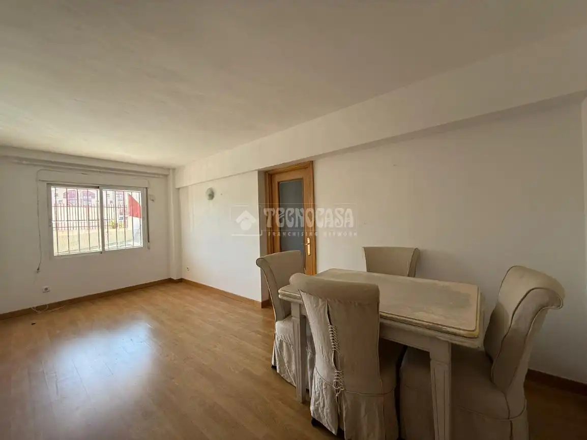 Bedroom of Flat for sale in Madrid