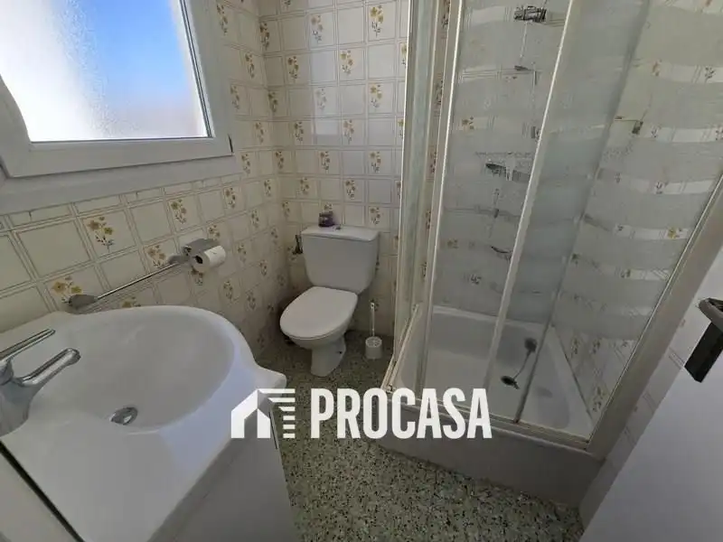 Villa con piscina in vendita a Pení, imagen 25