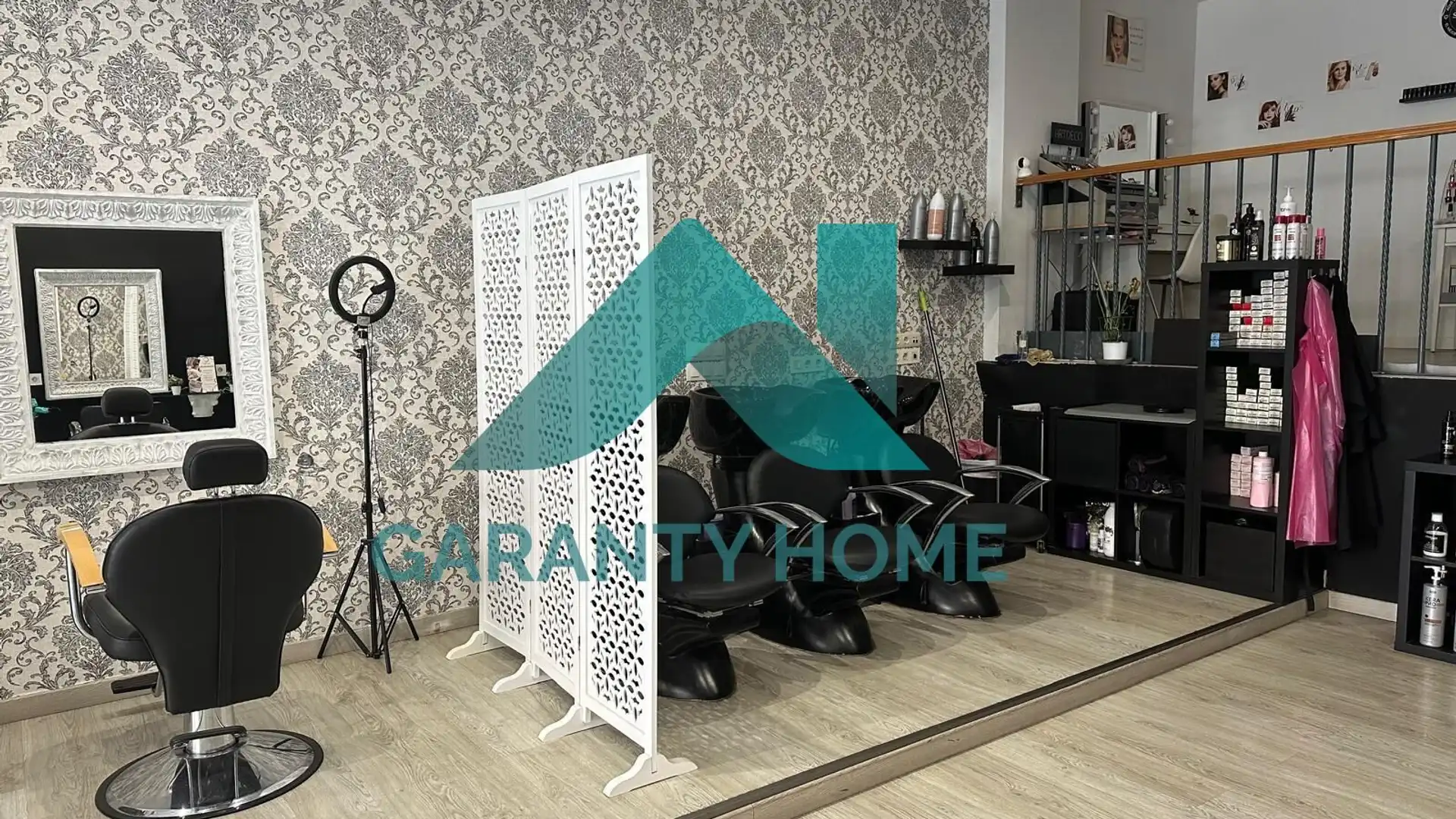 Vista exterior de Local en traspaso en Cáceres Capital con Aire acondicionado