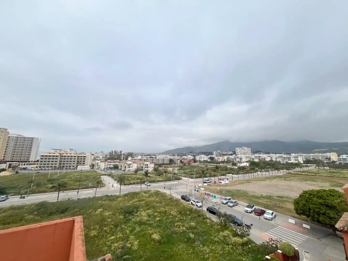 Vista exterior de Àtic en venda en Torremolinos amb Aire condicionat, Terrassa i Traster