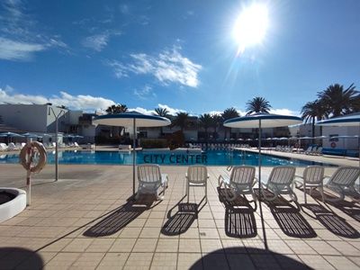 Außenansicht von Wohnungen zum verkauf in Arona mit Möbliert und Gemeinschaftspool