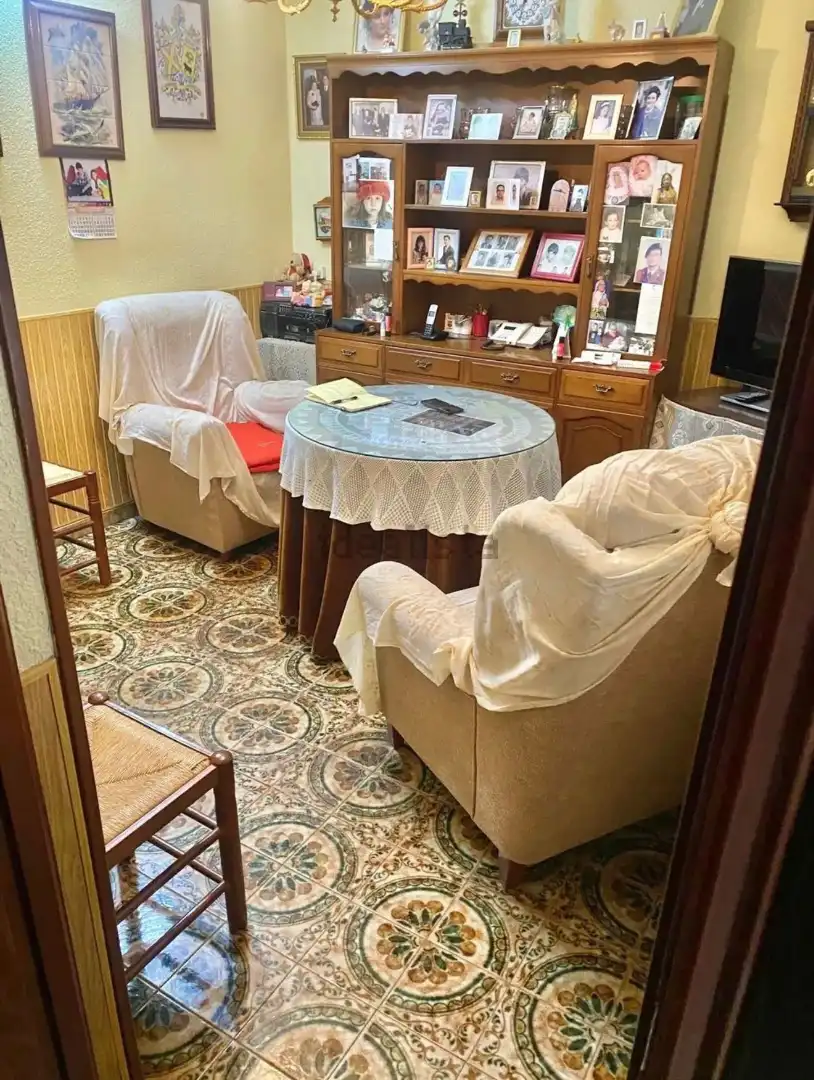 Sala d'estar de Pis en venda en Jaén amb Aire condicionat