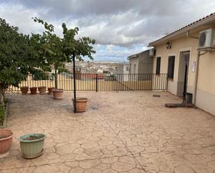 Terrassa de Casa o xalet en venda en Santa Cruz de la Zarza amb Aire condicionat i Terrassa